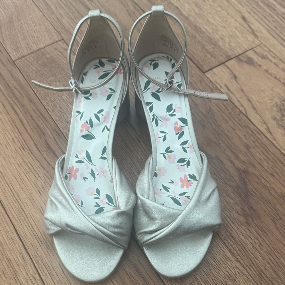 Draper James gold Knotted Ankle-Strap Heels